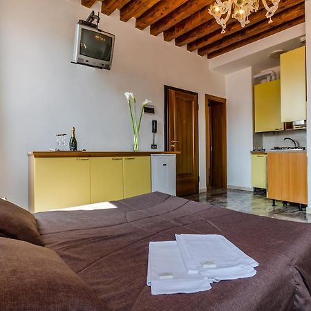 Hotel Ariel Silva Venice Luaran gambar